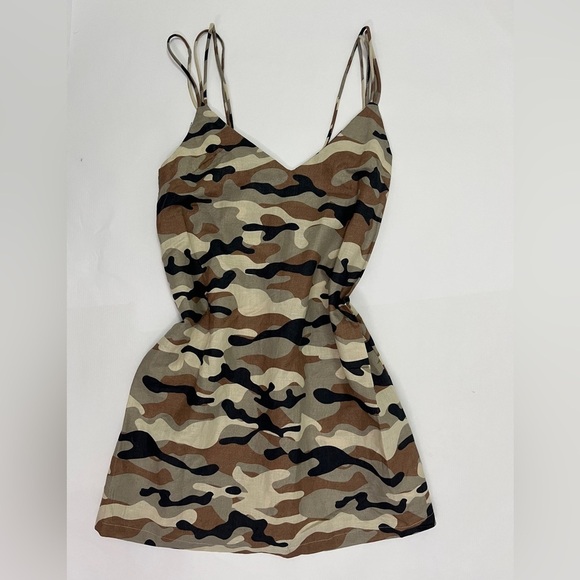 Zara Dresses & Skirts - Brand new - ZARA camo linen dress - size small